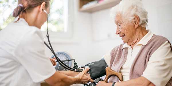 How to Manage High Blood Pressure in Seniors